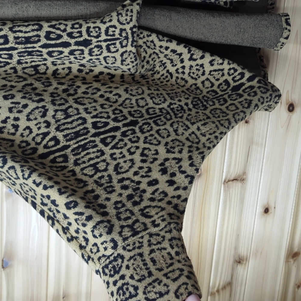 Chico's Top Womens XL Leopard Print Tie Front Shawl Size 3 - Picture 3 of 6